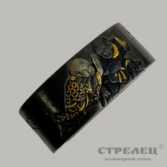 фото — фути и касира в пенале «два мальчика». япония